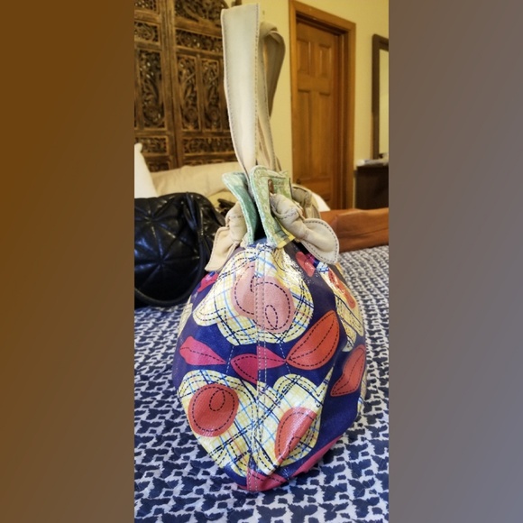 Spring-ready Colorful Fossil bag - Picture 2 of 7